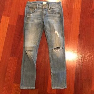 Perfect Hudson  distressed jean fall Sz 26 EUC